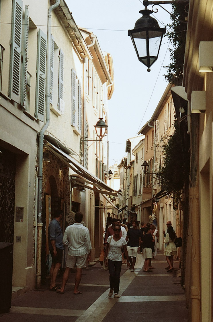 Photograph 13